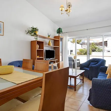 Apartamento Gago Coutinho Apartment *